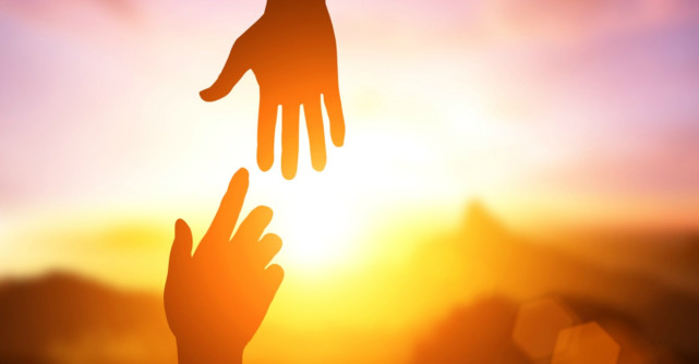 M-am oprit din a ajuta oamenii si ar trebui ca si tu sa faci la fel