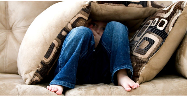 Studiu: Anxietatea, cel mai des diagnostic psihologic pus copiilor in pandemie