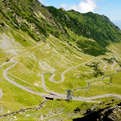 Transfagarasanul, printre cele mai frumoase destinatii pentru vacante la volan din Europa
