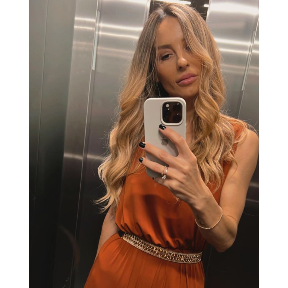 Flavia Mihășan a apelat la medicul estetician pentru a-și tăia pleoapele. Cum se simte acum vedeta?