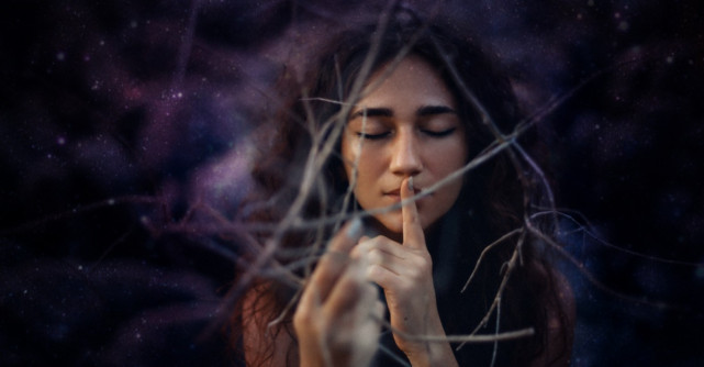 31 de mantre pentru fiecare zi a lunii iulie pentru a îți elibera sufletul de blocajele emoționale și a fi fericită