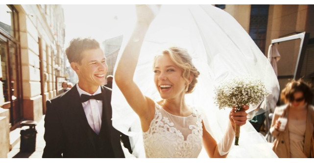  Inainte de a da sfaturi despre relatii si casatorie... cititi ASTA