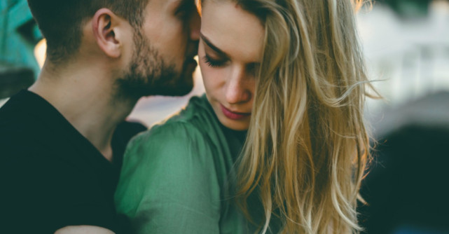 10 semne ca nu esti atat de fericita in relatie precum vrei sa pari