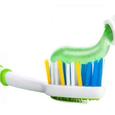 7 Paste de dinti NATURALE 