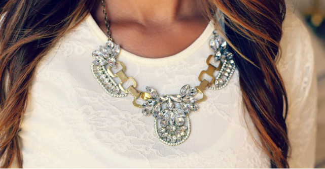 Coliere romantice WOW! care nu au cum să se demodeze