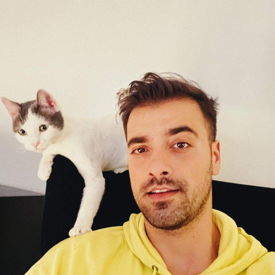 Liviu Teodorescu, un tătic model! Primele declarații ale artistului, după nașterea micuței Ecaterina