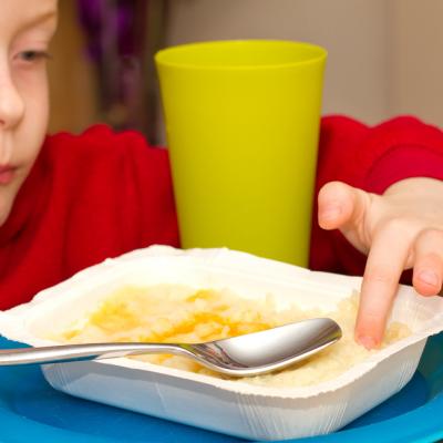 5 Cele mai frecvente motive pentru care copilul nu mănâncă