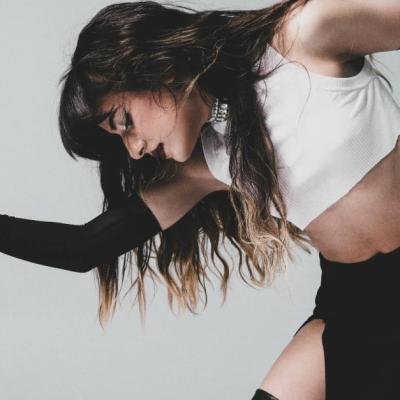 Alexandra Capitanescu a lansat single-ul 'Capitanu''