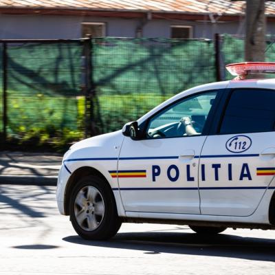 Poliția Română a demarat verificări după apariția informațiilor privind un site din România cu mii de femei pozate pe ascuns