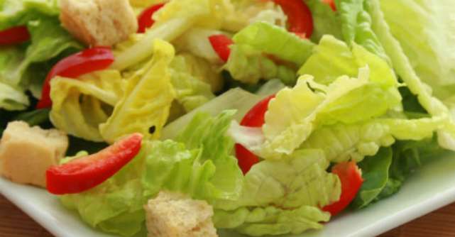 8 salate gustoase si nutritive