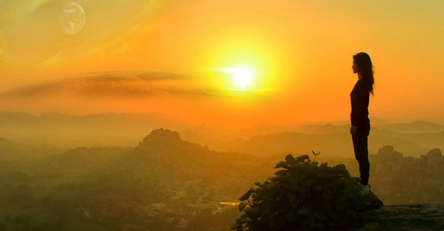 4 Intrebari pe care sa nu ti le mai pui niciodata daca vrei sa ai o viata fericita