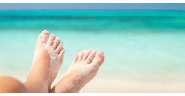 Ia cu tine acest produs la plaja si vei scapa garantat de nisipul lipit de picioare si corp