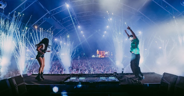 Record pentru INNA: disc de platinǎ pentru Rock My Body, colaborarea cu R3HAB şi Sash!