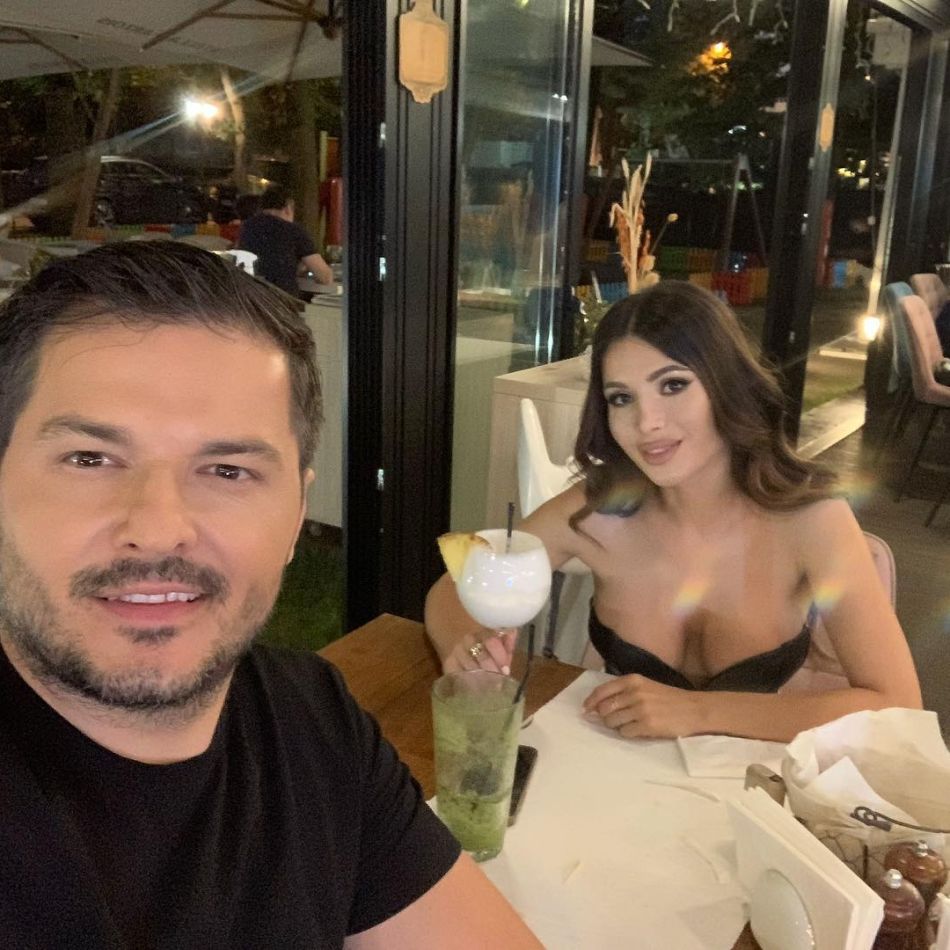 Carmina, fiica lui Liviu Vârciu, pregătită să pășească pe urmele tatălui ei: Am moștenit vocea lui, dar parcă eu cânt mai bine..