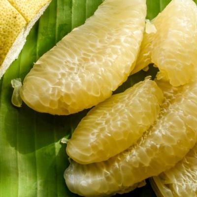 Pomelo, fructul exotic cu beneficii pentru sănătate