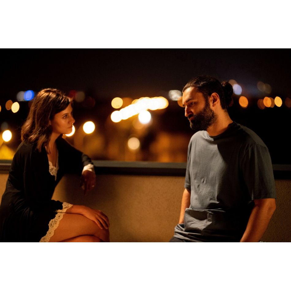 Smiley apare deprimat, cu cearcăne negre, tendințe suicidale și atacuri de panică