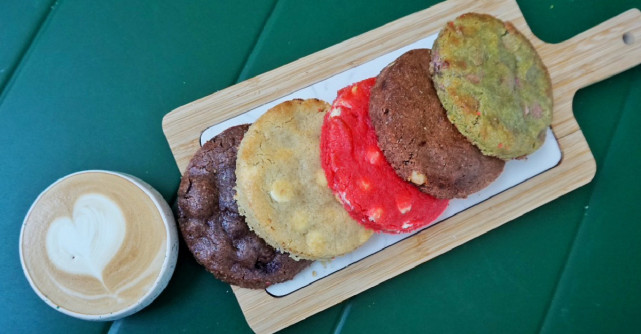 Angeline Cake Boutique oferă românilor în premieră cel mai savurat COOKIE de starurile americane