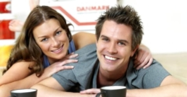 10 semne ca e indragostit de tine