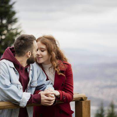 Limbajele iubirii: Ghid complet pentru a arăta și a primi afecțiune în relația ta