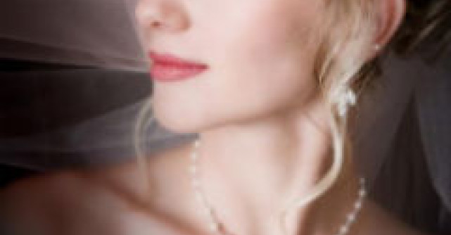 15+1 Bijuterii florale pentru ocazii speciale