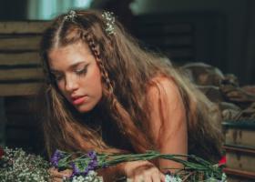 Cum sună cei mai frumoși ani ai vieții în noua lansare a lui may's diary