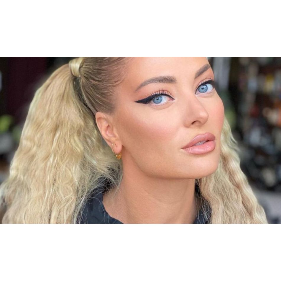 De ce poartă Delia haine largi? Răspunsul artistei te va pune pe gânduri!