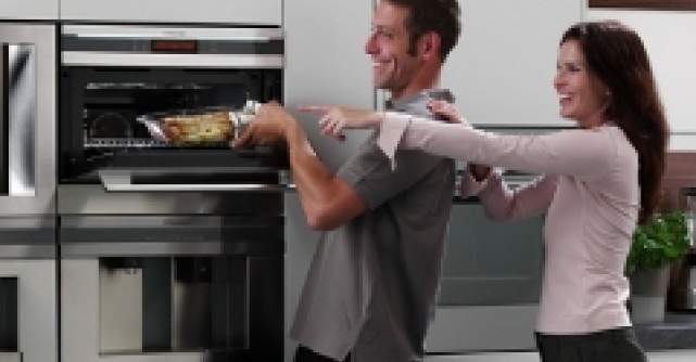 Electrolux: 70% dintre romani prefera electrocasnicele cu consum redus, nepoluante