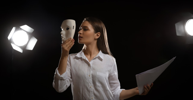 Viața în doi, acest trist teatru al aparențelor