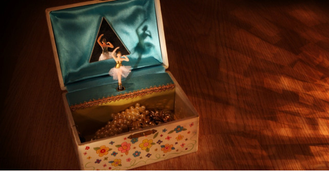 Cutii muzicale pentru bijuterii: 6 propuneri magice!