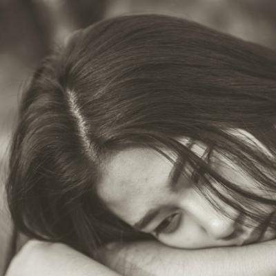 Vrei sa te vindeci de ex? Inceteaza sa vorbesti non stop despre el