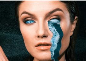 Alexandra Ungureanu îți aduce Marea albastră. Mesajul perfect de iubire pe care îl poți transmite persoanei dragi