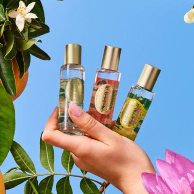 Descoperă aromele irezistibile ale verii! Colecția capsulă EAU de SABON