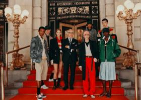 TOMMY HILFIGER PREZINTĂ „PLAZA PREP” ÎN CADRUL NEW YORK FASHION WEEK