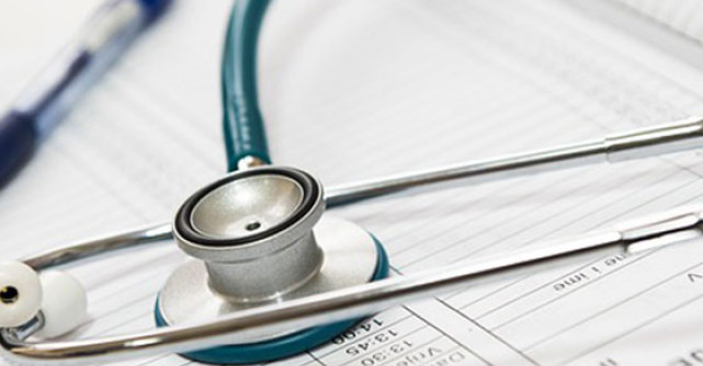 Nu tratati amigdalita si otita? Va expuneti la riscuri foarte grave