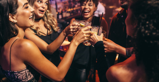 8 Party-uri pentru tine!