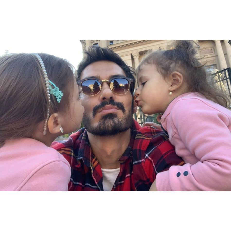 Andreea Bălan a acceptat ca Viviana Sposub să stea în preajma fetițelor:E minunat! Și se poartă frumos cu ele...