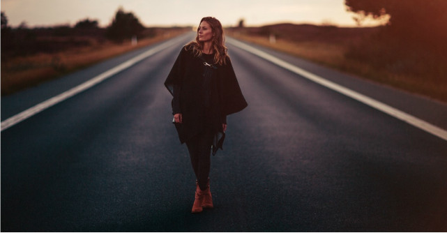 Piesa de rezistenta la inceput de primavara: poncho