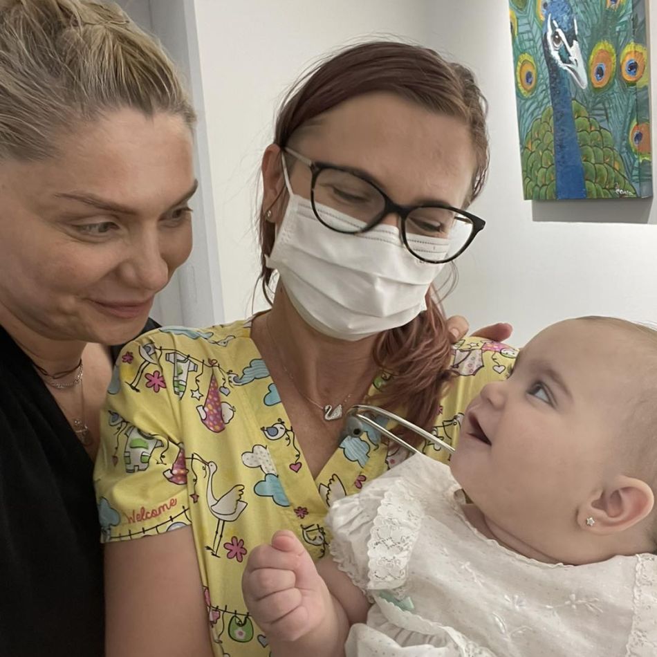 Cristina Cioran și Alex Dobrescu și-au dus împreună fetița în prima zi de grădiniță: Am lăsat-o plângând...