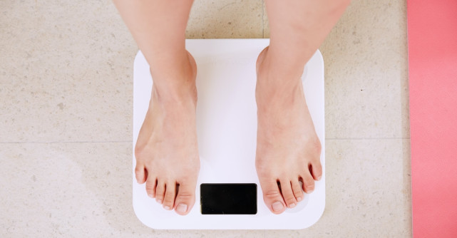 3 moduri în care cântarele inteligente vă pot ajuta să rămâneți sănătoși
