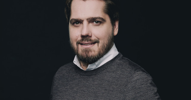 Gáspár György: Sufletele noastre pot fi la fel de sensibile ca sticla iar iubirea are forța de a le vindeca