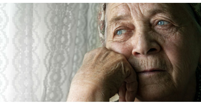 Dupa moartea tatalui sau, fiul si-a lasat mama si a plecat de acasa