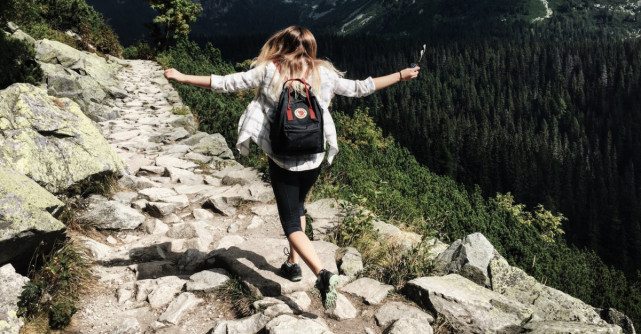 Ce trebuie să știe toate femeile care călătoresc mult