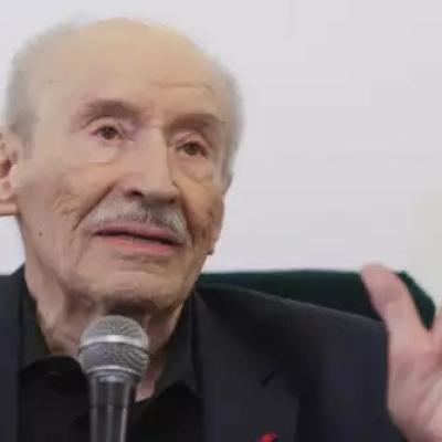 Victor Rebengiuc, omagiat de 4.000 de oameni pe scena Sălii Palatului: Unele aplauze nu se sting niciodată...