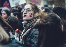 25 noiembrie: Ziua Internaţională pentru Eliminarea Violenţei asupra Femeilor