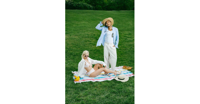 Descoperă ținutele tale sustenabile pe alb, culoarea verii, pe Remixshop.com