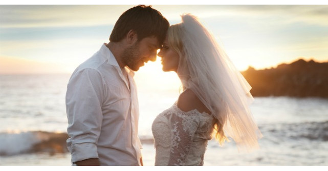 Dupa 11 ani mi-am invitat sotia la un restaurant elegant. Si am vazut casnicia noastra cu alti ochi