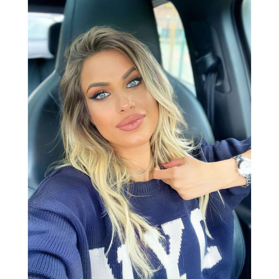 Amna a vorbit despre problemele de sănătate cu care se confruntă! De ce a ajuns artista pe mâna medicilor?