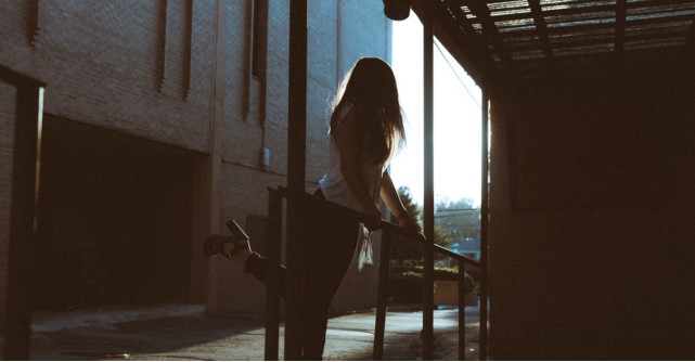 7 metode sa iti porti parfumul corect pentru intreaga zi