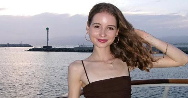 Ce mașină conduce Irina Columbeanu în America? Viața de lux i se potrivește mânușă