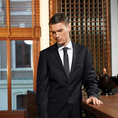 Eleganta la masculin: 35 Costume de mire